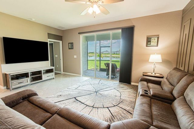 3943 E Hampton CIR, Alva, FL 33920