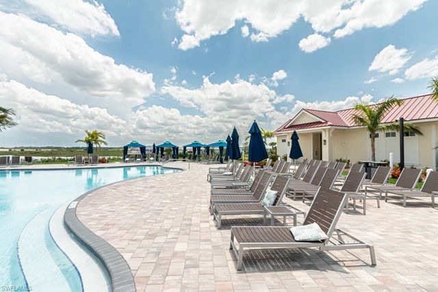 3943 E Hampton CIR, Alva, FL 33920