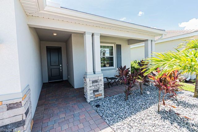 3943 E Hampton CIR, Alva, FL 33920