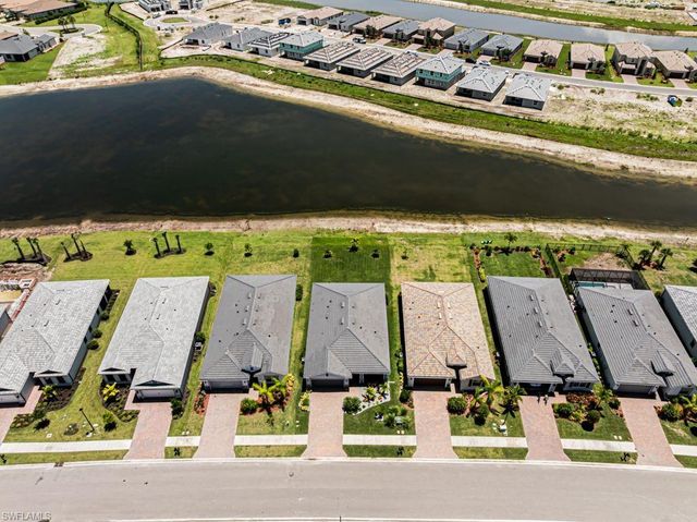 3943 E Hampton CIR, Alva, FL 33920