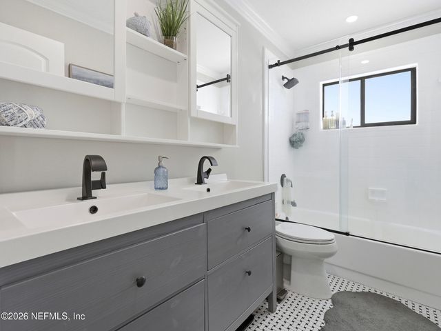 1202 1ST Street S, Jacksonville Beach, FL 32250