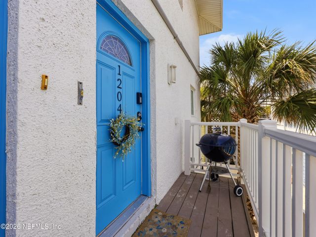 1202 1ST Street S, Jacksonville Beach, FL 32250