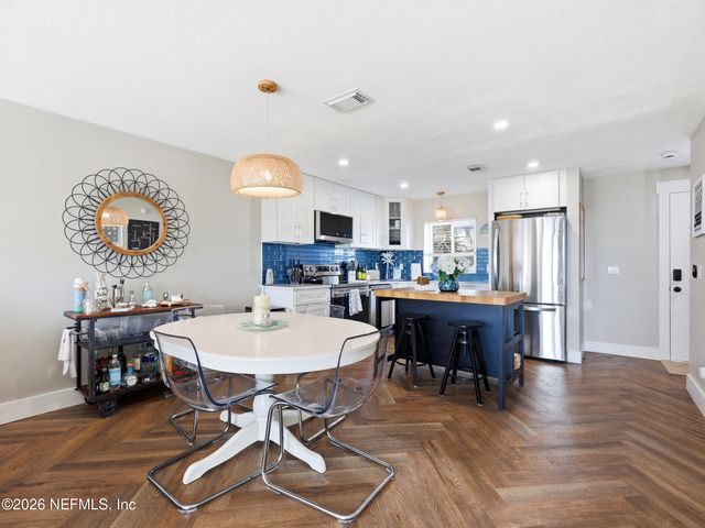 1202 1ST Street S, Jacksonville Beach, FL 32250