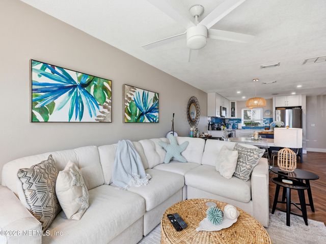 1202 1ST Street S, Jacksonville Beach, FL 32250