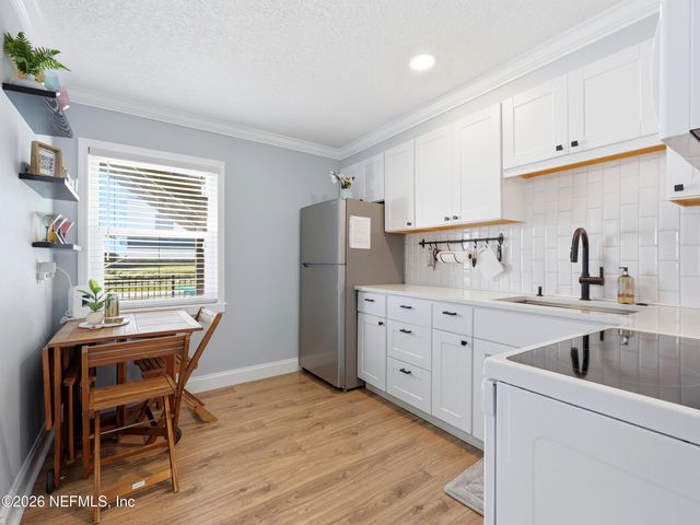 1202 1ST Street S, Jacksonville Beach, FL 32250