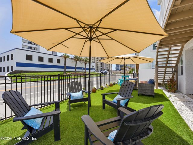 1202 1ST Street S, Jacksonville Beach, FL 32250