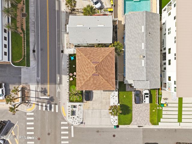 1202 1ST Street S, Jacksonville Beach, FL 32250