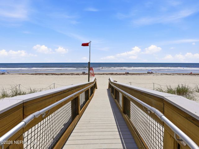 1202 1ST Street S, Jacksonville Beach, FL 32250