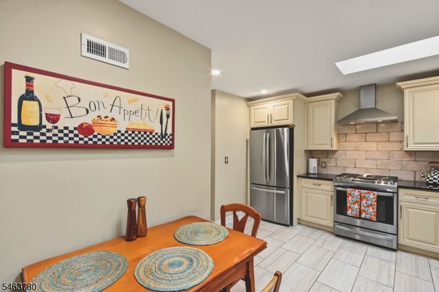 932 Pennsylvania Ave, Union Twp., NJ 07083
