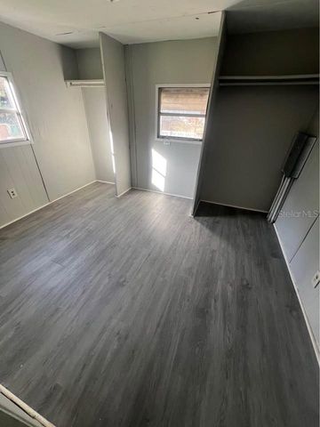 2417 W PARKER STREET, Lakeland, FL 33815