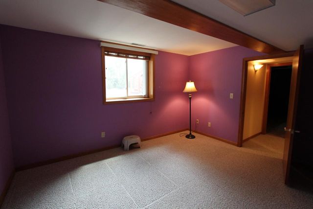 915 Park CIRCLE, Union Grove, WI 53182