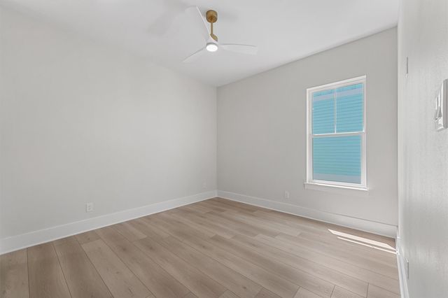 22807 Cuadro Street, Galveston, TX 77554