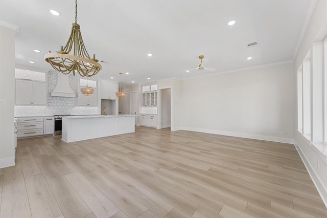 22807 Cuadro Street, Galveston, TX 77554