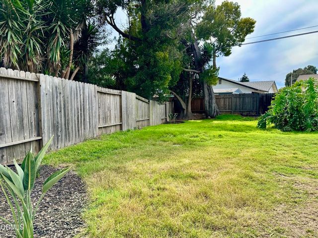 445 Mara Avenue, Ventura, CA 93004