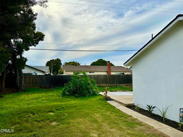 445 Mara Avenue, Ventura, CA 93004