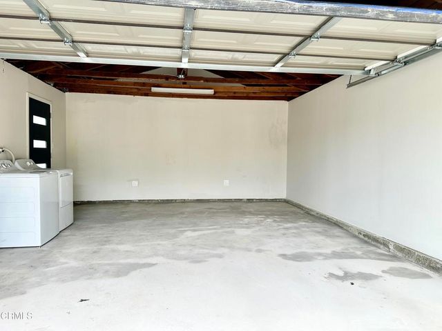 445 Mara Avenue, Ventura, CA 93004