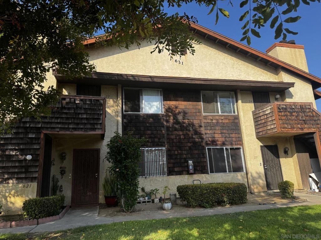621 R Ave 22, National City, CA 91950