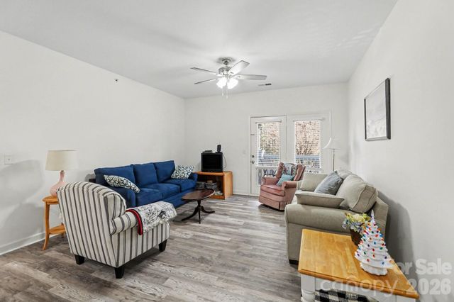 11949 Ridgeway Park Drive, Charlotte, NC 28277