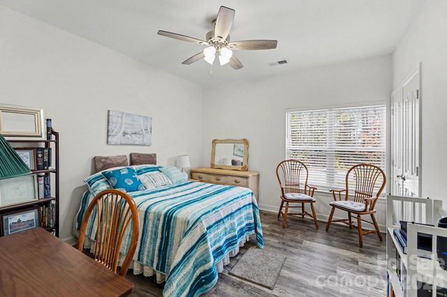 11949 Ridgeway Park Drive, Charlotte, NC 28277