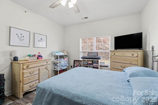 11949 Ridgeway Park Drive, Charlotte, NC 28277