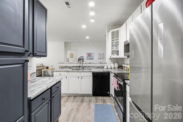 11949 Ridgeway Park Drive, Charlotte, NC 28277