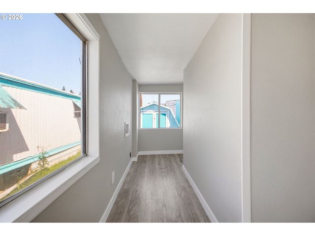 7227 Se FLAVEL St, Portland, OR 97206