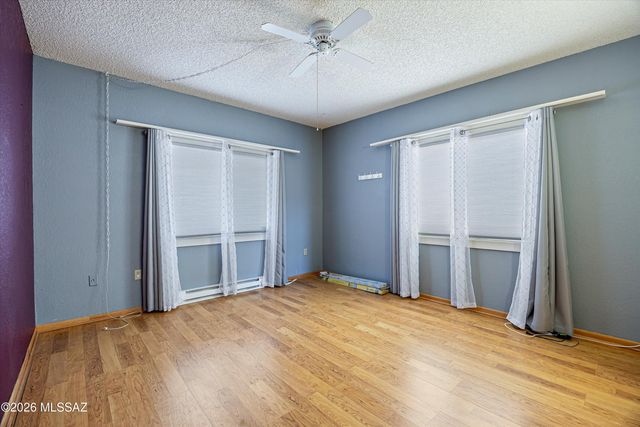 400 N Calle De Las Profetas, Green Valley, AZ 85614