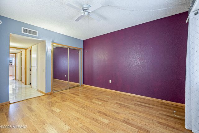 400 N Calle De Las Profetas, Green Valley, AZ 85614