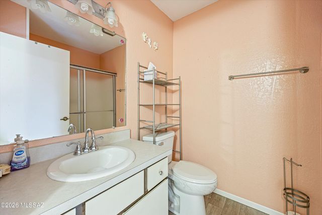 400 N Calle De Las Profetas, Green Valley, AZ 85614