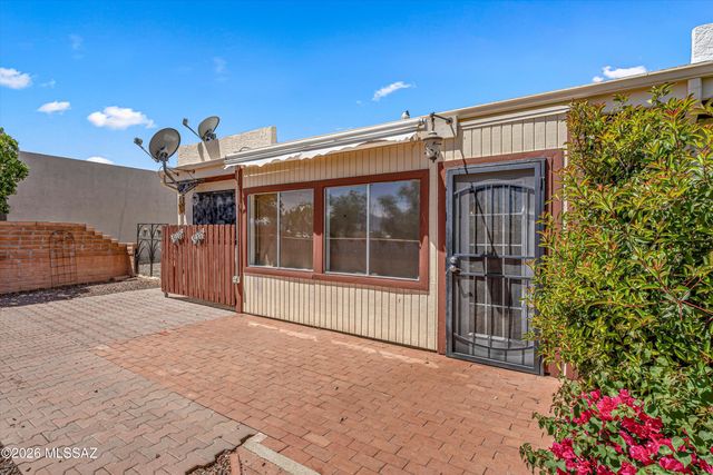 400 N Calle De Las Profetas, Green Valley, AZ 85614