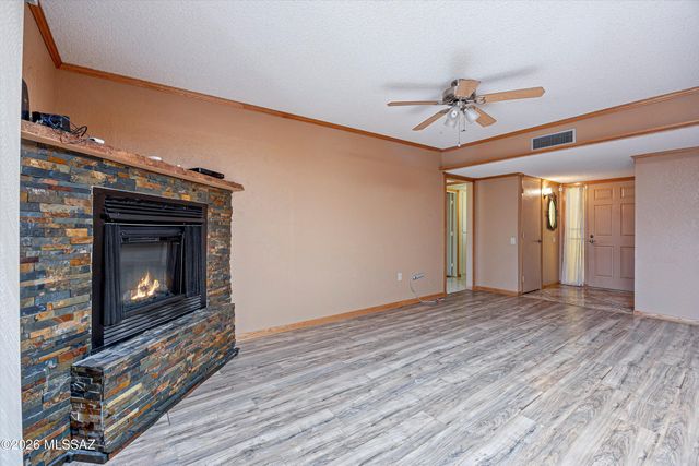 400 N Calle De Las Profetas, Green Valley, AZ 85614