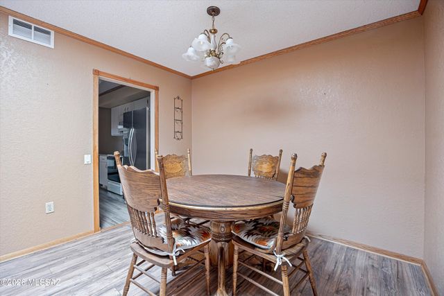 400 N Calle De Las Profetas, Green Valley, AZ 85614