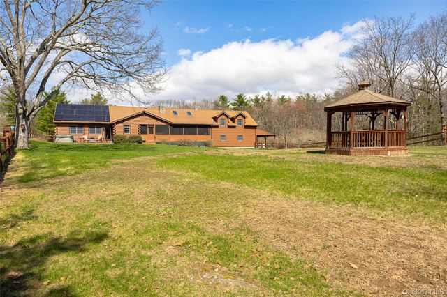 119 Becker Hill Road, Red Hook, NY 12571