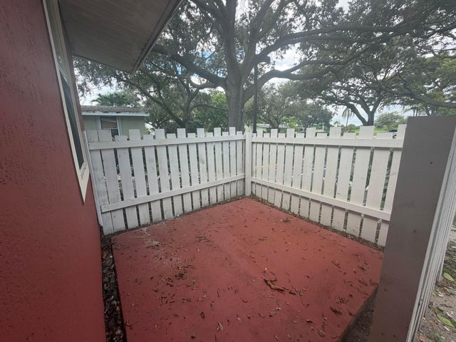 7194 Southgate Boulevard, Tamarac, FL 33321