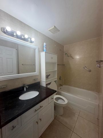 7194 Southgate Boulevard, Tamarac, FL 33321