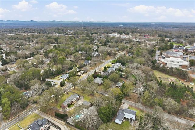 511 Dixon Drive, Gainesville, GA 30501