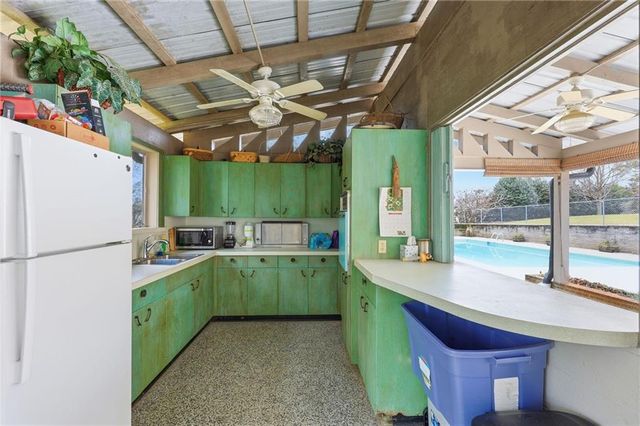 511 Dixon Drive, Gainesville, GA 30501