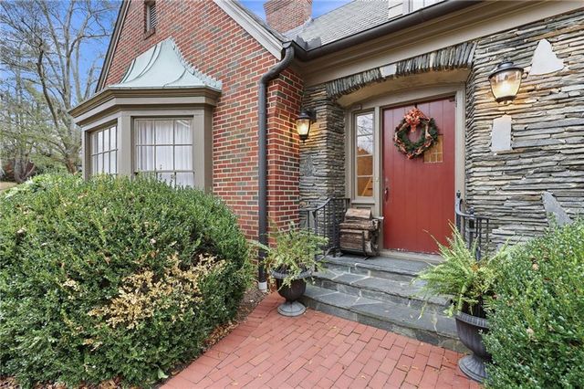 511 Dixon Drive, Gainesville, GA 30501