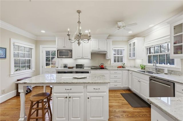 511 Dixon Drive, Gainesville, GA 30501