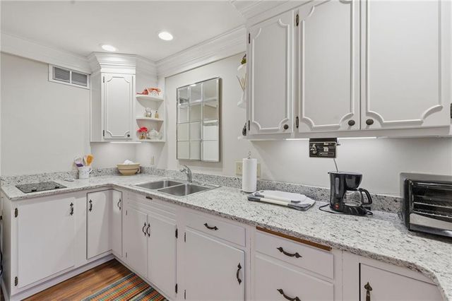 511 Dixon Drive, Gainesville, GA 30501