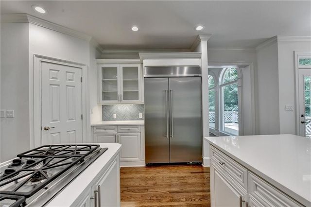 7040 Laurel Oak Drive, Suwanee, GA 30024