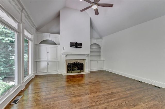 7040 Laurel Oak Drive, Suwanee, GA 30024