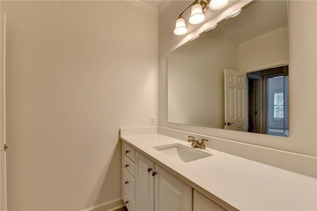 7040 Laurel Oak Drive, Suwanee, GA 30024