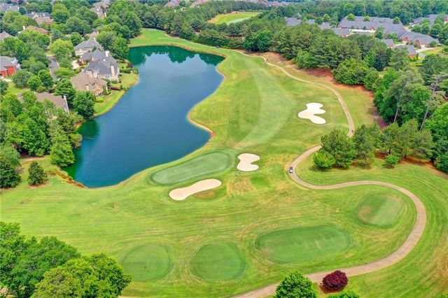 7040 Laurel Oak Drive, Suwanee, GA 30024