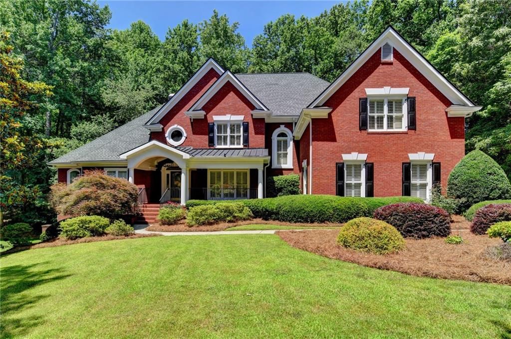 7040 Laurel Oak Drive, Suwanee, GA 30024