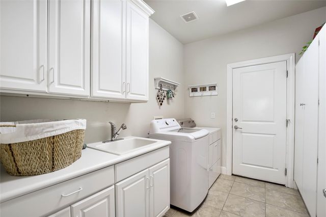126 Caddo Lake TRL, Georgetown, TX 78633