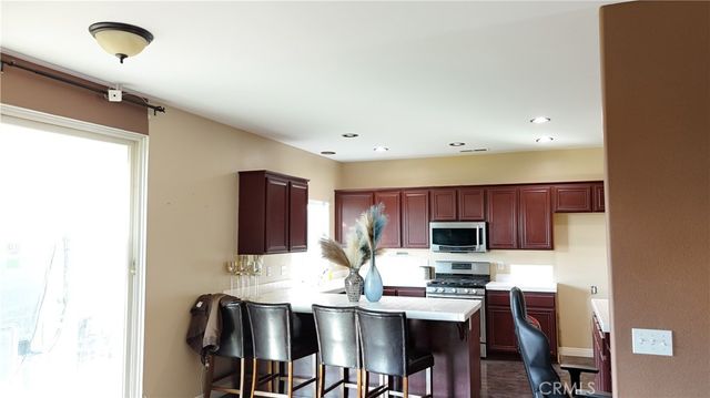 176 Nightfall, San Jacinto, CA 92582