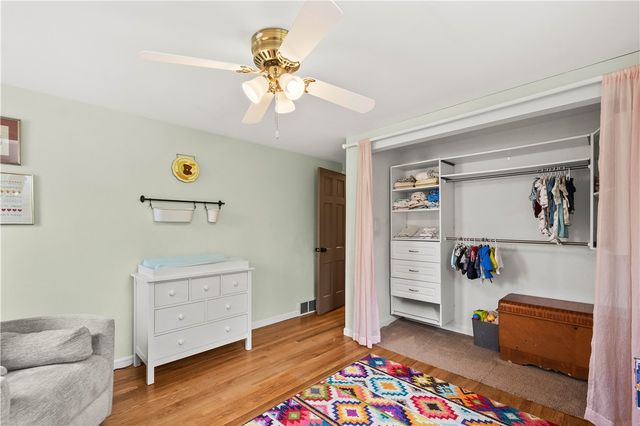 2825 Anderson Dr, Hampton, PA 15101