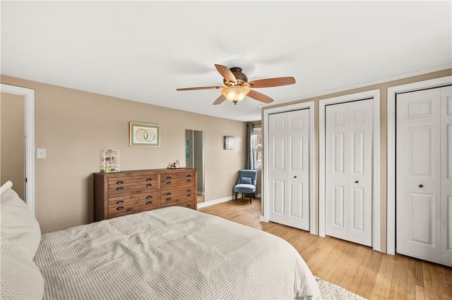 2825 Anderson Dr, Hampton, PA 15101