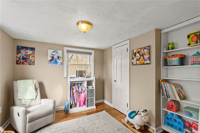 2825 Anderson Dr, Hampton, PA 15101